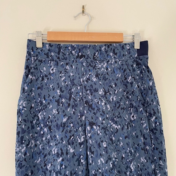 Athleta Brooklyn Ankle Pant Women size 4 Captivate Chrome Blue Travel Active - Picture 4 of 13